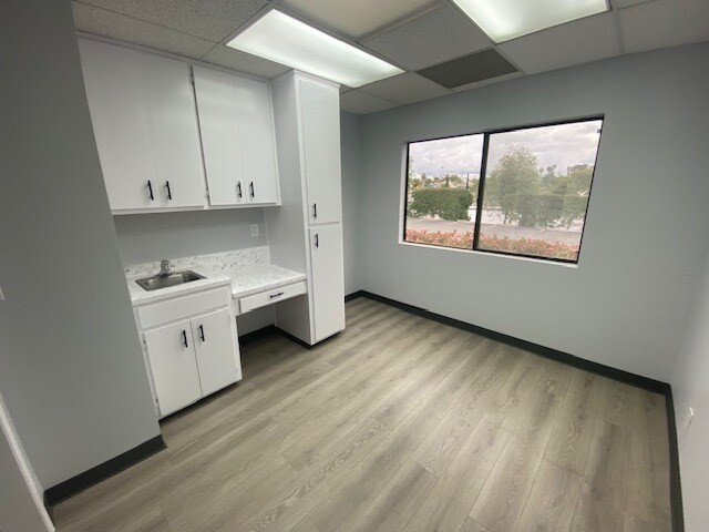 More Photos Of 645 E Elder St, Fallbrook Medical For Lease