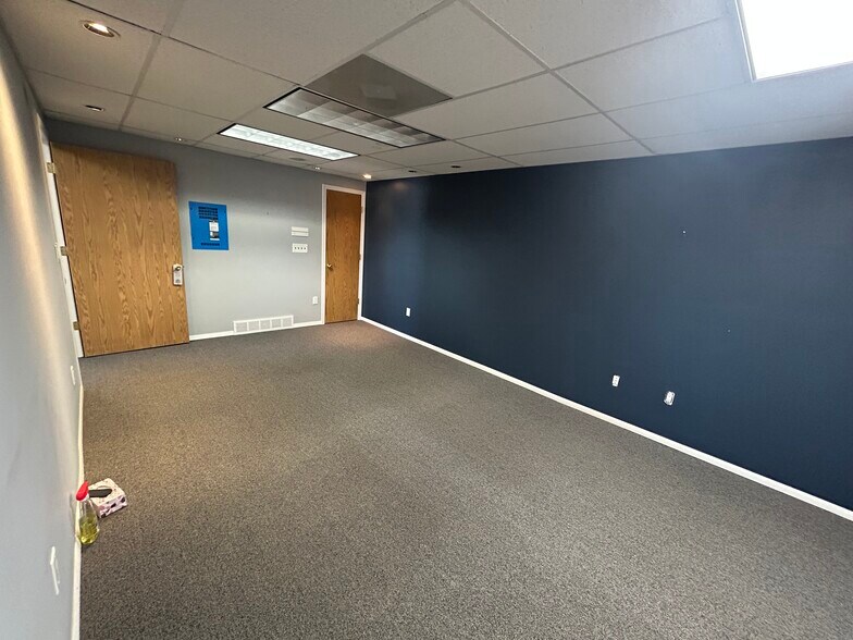 More Photos Of 201 Murray St, Niwot Warehouse For Lease