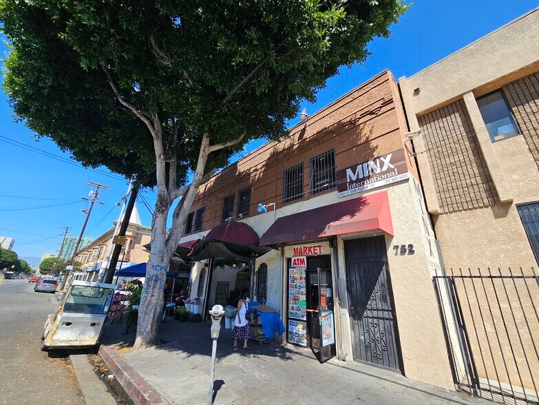 More Photos Of 752 S San Pedro St, Los Angeles Manufacturing For Sale