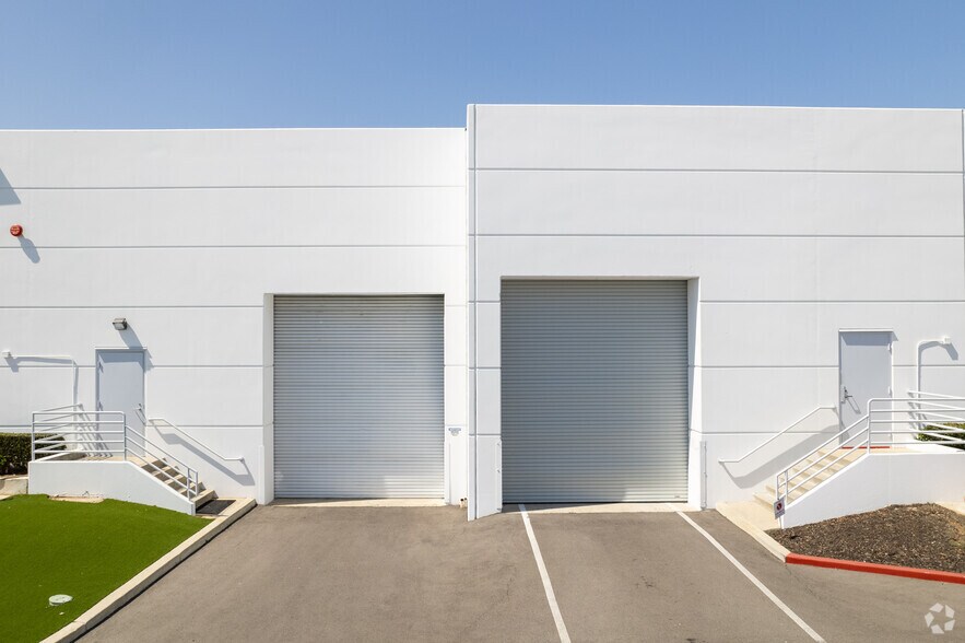 More Photos Of 3960 Prospect Ave, Yorba Linda Light Manufacturing For Lease