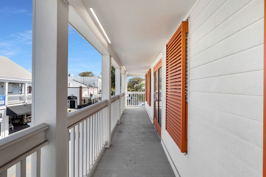 More Photos Of 132 Duval St, Key West Restaurant For Lease