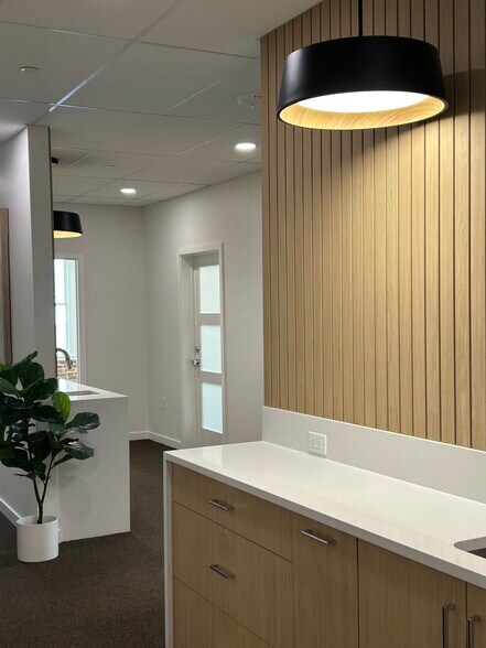 More Photos Of 122 Oak Ave, Eaton Storefront Retail Office For Lease