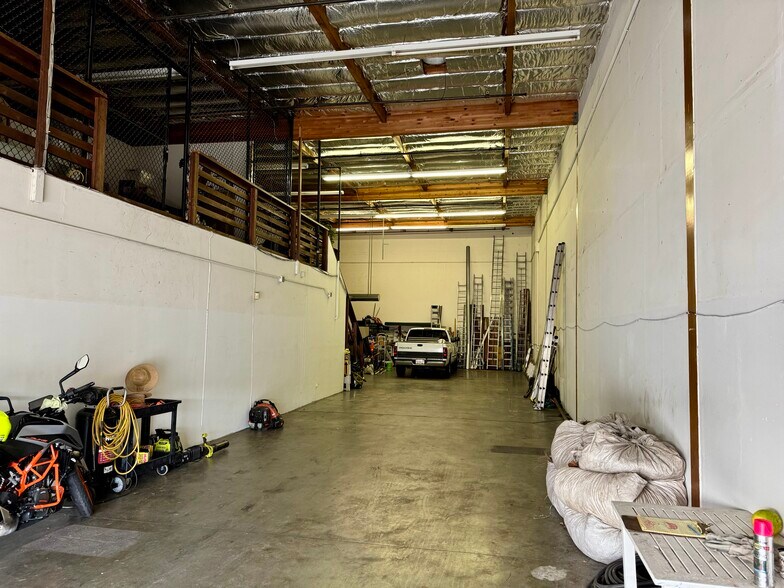 More Photos Of 1100 Industrial Rd, San Carlos Research And Development For Sale