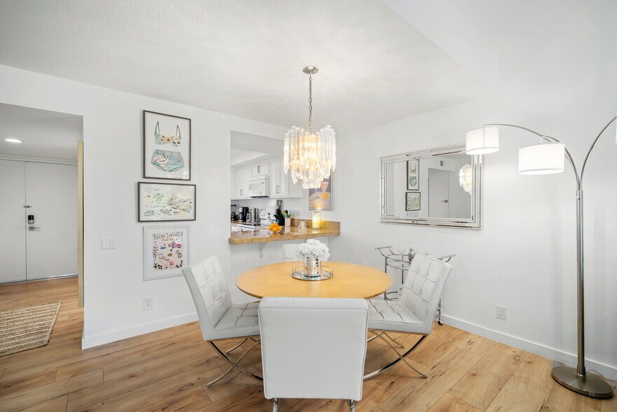 More Photos Of 60 La Ronda Dr, Rancho Mirage Apartments For Sale