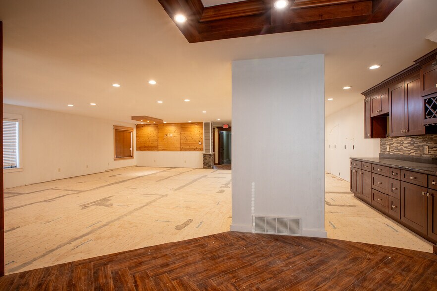 More Photos Of 1411 W Dakota Pkwy, Williston Office For Lease