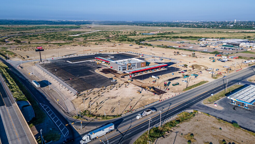 Primary Photo Of 0 Queens Ct, Eagle Pass Land For Sale