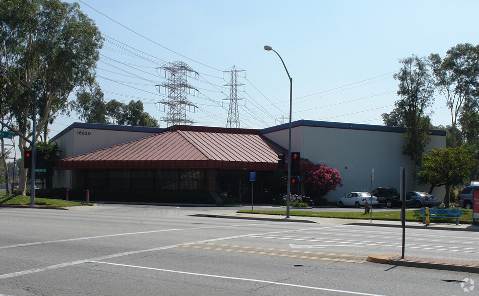 Primary Photo Of 16830 Avalon Blvd, Carson Manufacturing For Lease