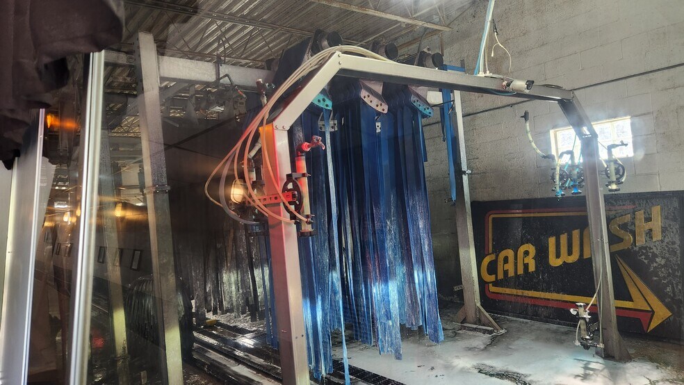 More Photos Of 44 E Harrison St, Alliance Carwash For Sale