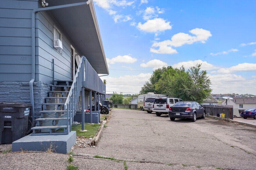 More Photos Of 135 University Dr, Colorado Springs Apartments For Sale