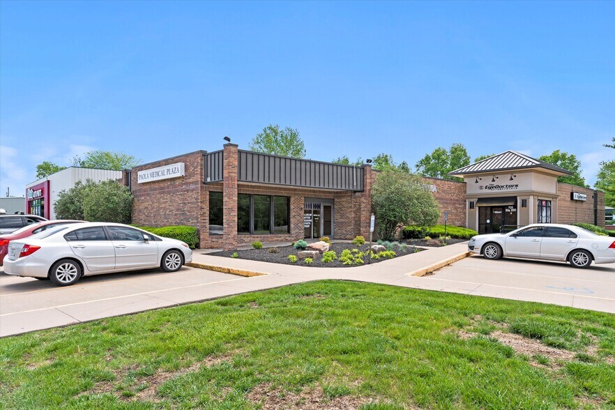 More Photos Of 705 Baptiste Dr, Paola Medical For Sale