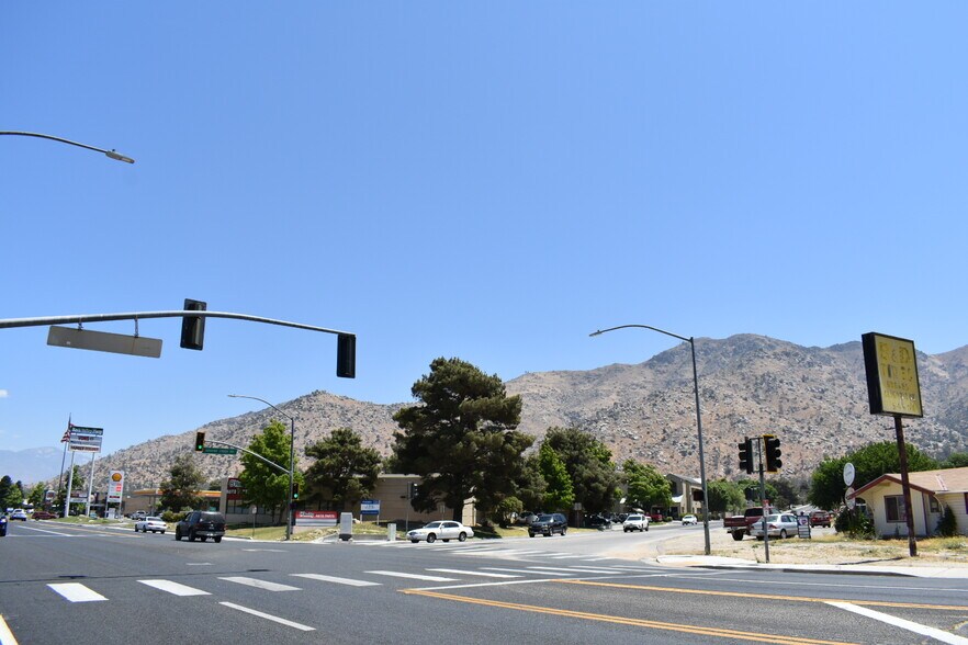 More Photos Of 2924 Claire St, Lake Isabella Apartments For Sale