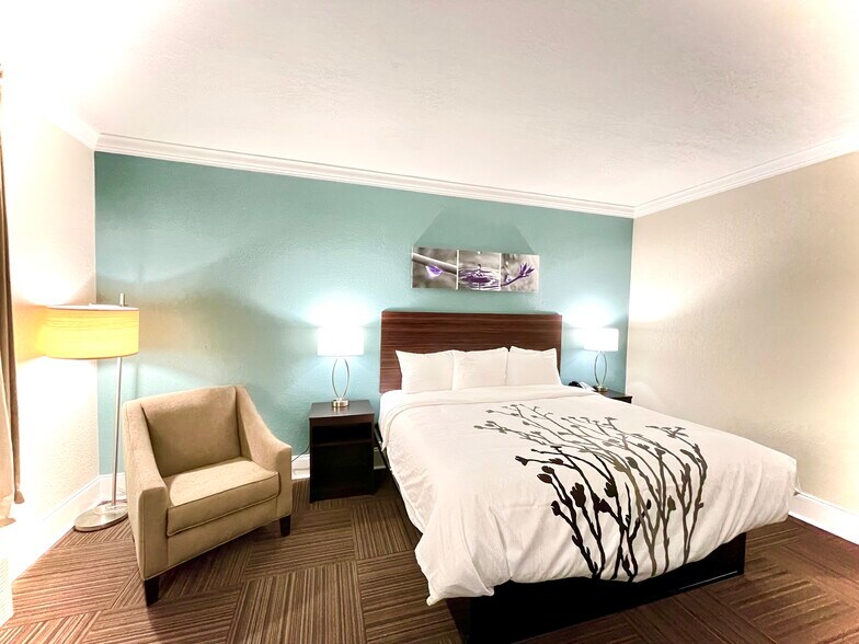 More Photos Of 4577 E Highway 20, Niceville Hotel For Sale