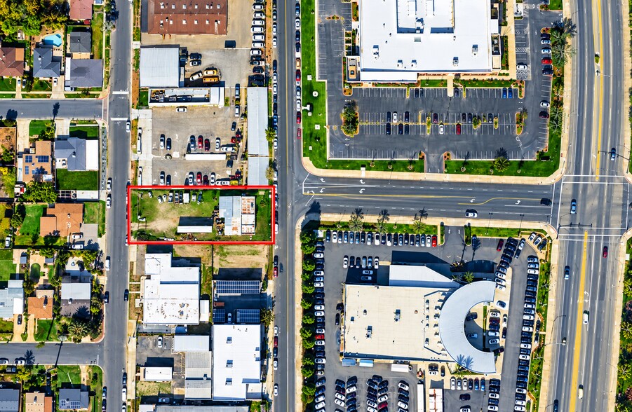 Primary Photo Of 7080 N Harrison Ave, Fresno Service For Sale