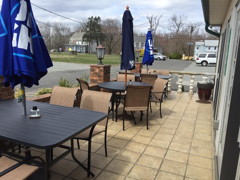 More Photos Of 1302 Monmouth Rd, Mount Holly Storefront Retail Office For Lease