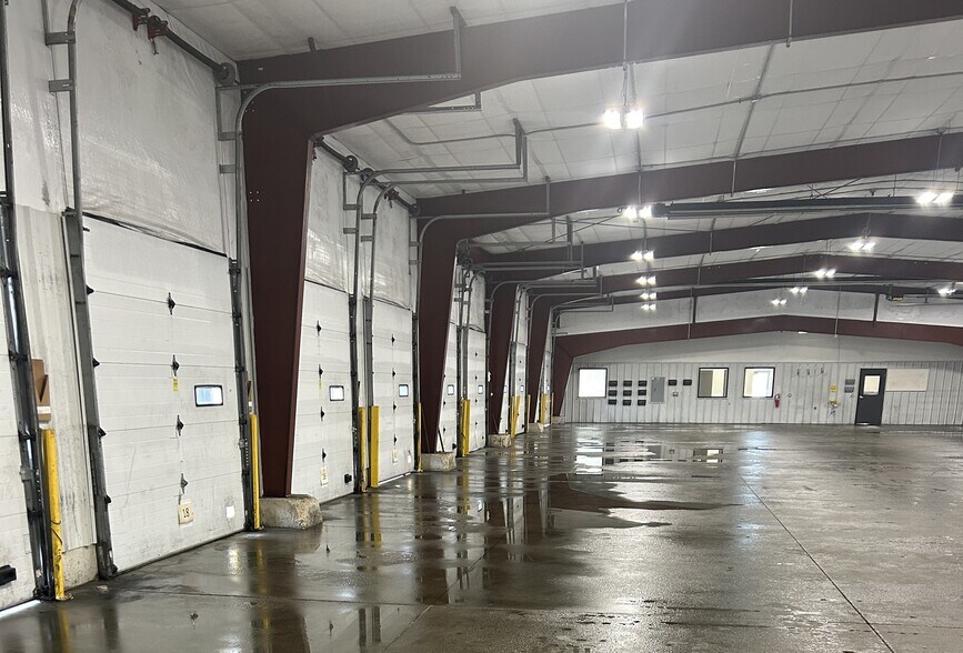 More Photos Of 3841 Merchant St, Madison Truck Terminal For Sale