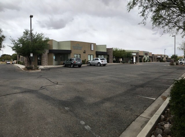 More Photos Of 198 S Coronado Dr, Sierra Vista Medical For Sale