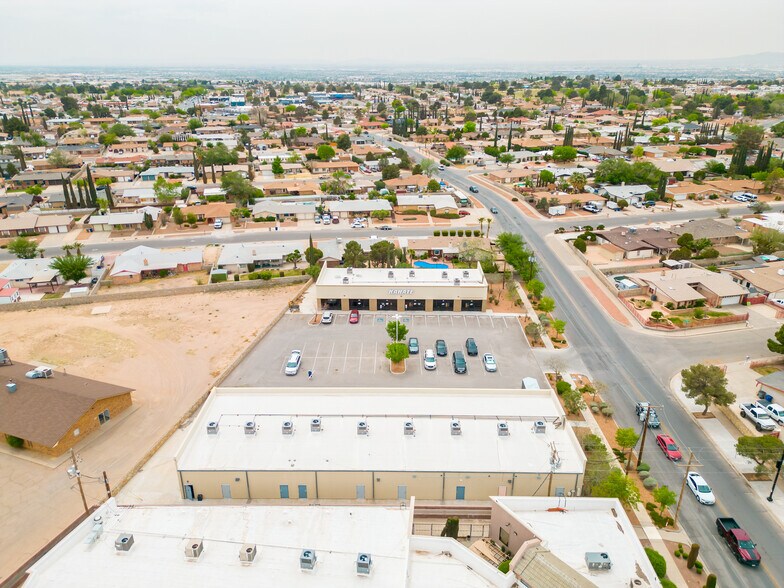 More Photos Of 2000 Lomaland Dr, El Paso Storefront Retail Office For Lease