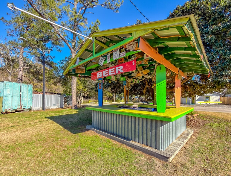 More Photos Of 4806 Jackson Cove Rd, Tallahassee Restaurant For Sale