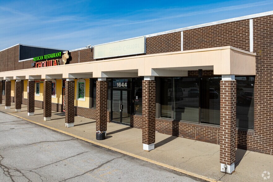 More Photos Of 1624-1644 E State Road 44, Shelbyville Unknown For Lease