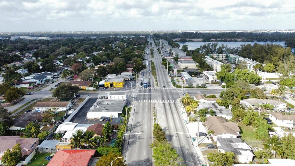 More Photos Of 1186 NW 103rd St, Miami Freestanding For Lease