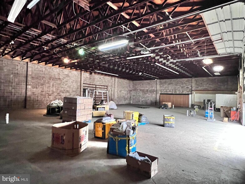 More Photos Of 4929 Cottman Ave, Philadelphia Manufacturing For Lease