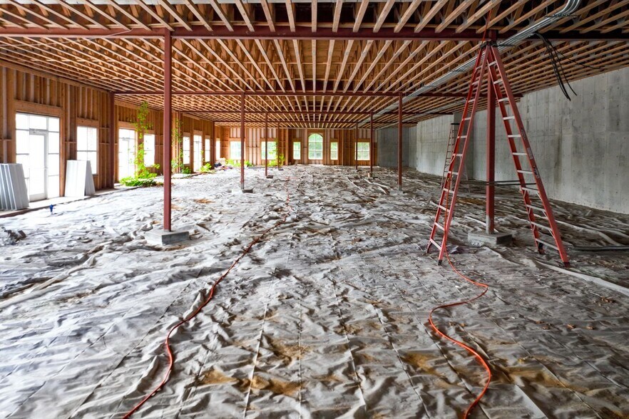 More Photos Of 1750 Commons Point Dr, Knoxville Medical For Lease