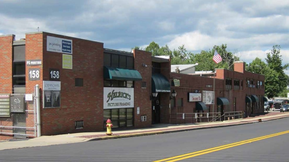 More Photos Of 158 W Clinton St, Dover Warehouse For Lease