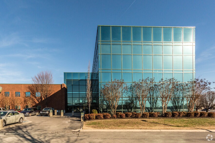 More Photos Of 501 Great Circle Rd, Nashville Office For Lease