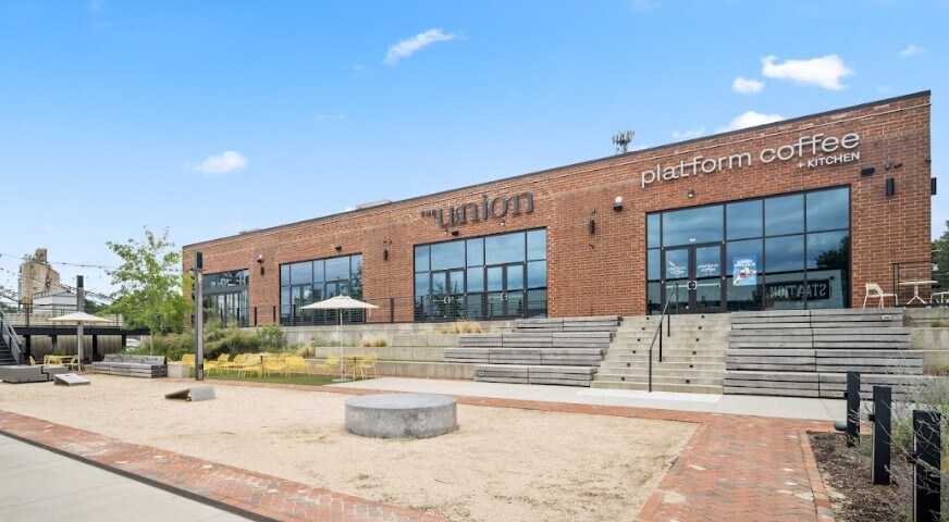 More Photos Of 919 Berryhill Rd, Charlotte Coworking Space