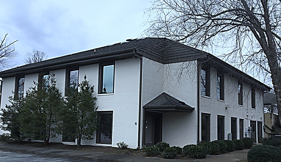 Primary Photo Of 554 Memorial Drive Ext, Greer Medical For Lease