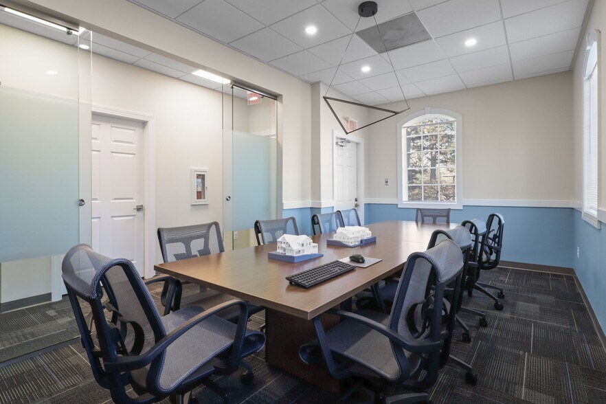 More Photos Of 761B Monroe St, Herndon Office Residential For Lease