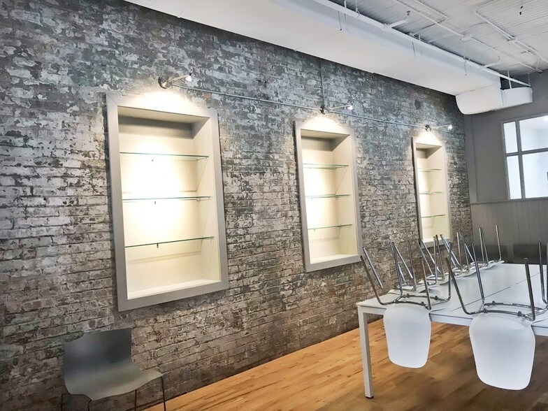 More Photos Of 845 W Washington Blvd, Chicago Loft Creative Space For Lease