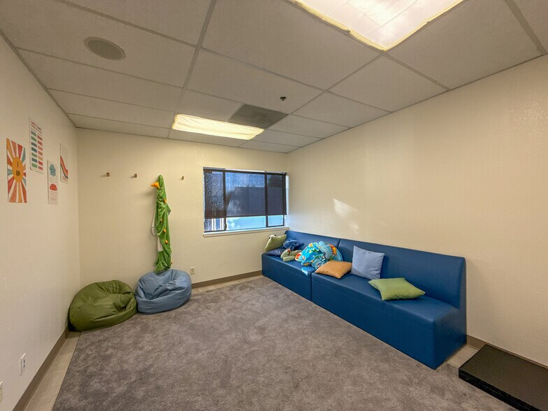 More Photos Of 101 Wikiup Dr, Santa Rosa Office For Sale