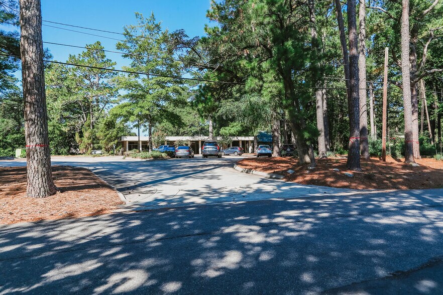 More Photos Of 130 Lexington Ln, Southern Pines Office For Sale