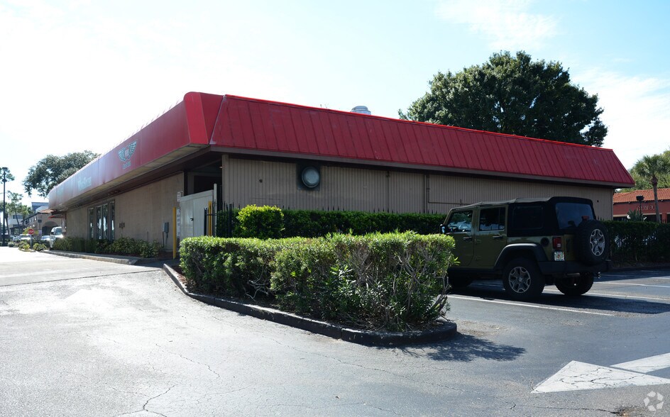 Primary Photo Of 34900 US Highway 19 N, Palm Harbor Restaurant For Lease