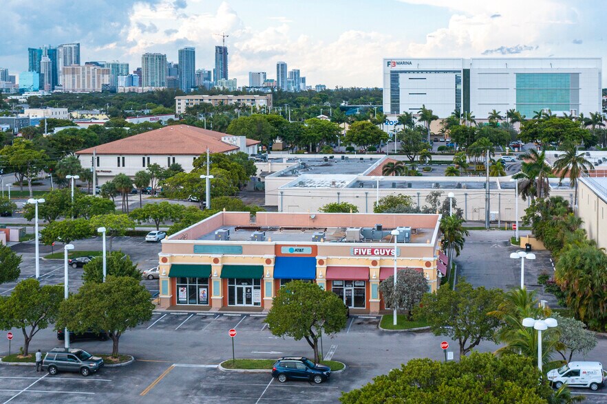 More Photos Of 1800-1940 SE Cordova Rd, Fort Lauderdale Unknown For Lease