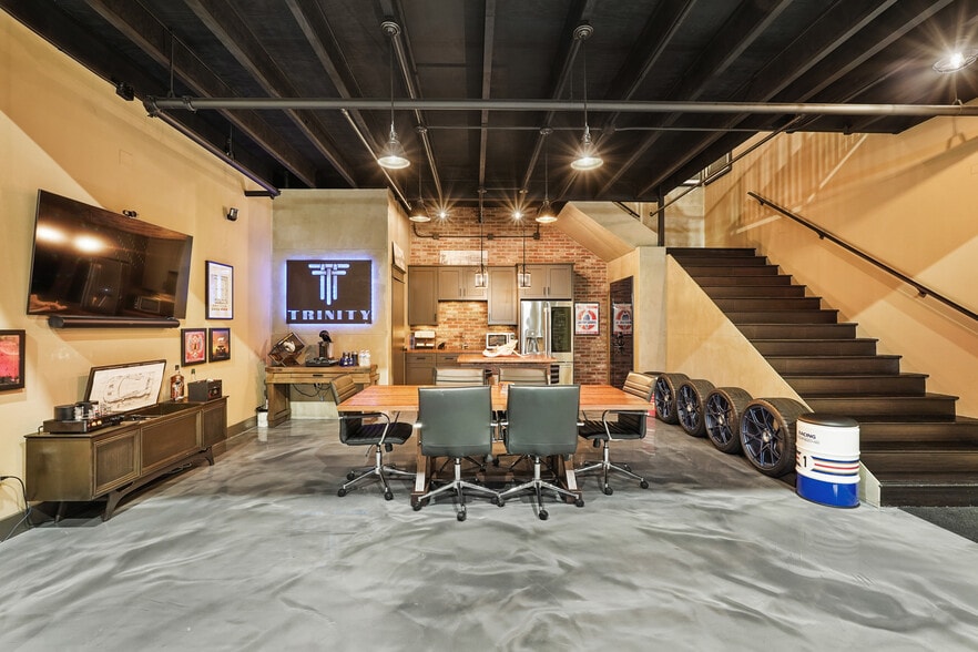 More Photos Of 1435 FM 1463 Rd, Katy Showroom For Sale