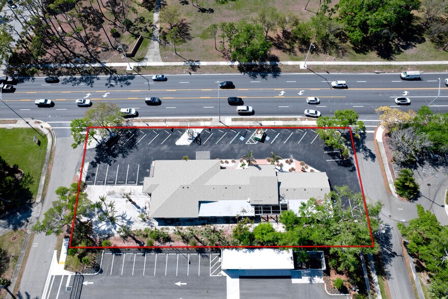 More Photos Of 4110 Manatee Ave W, Bradenton Medical For Sale