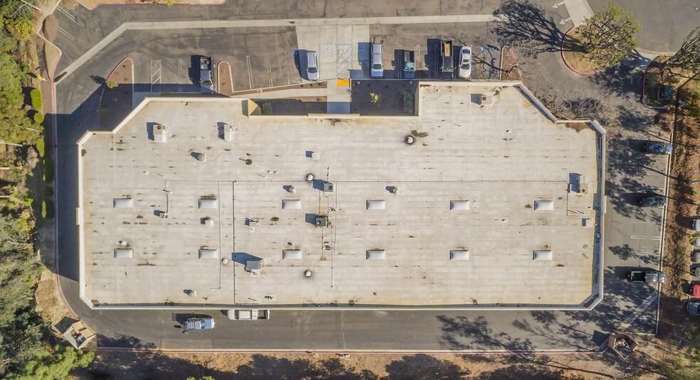 More Photos Of 2453 Cades Way, Vista Unknown For Lease