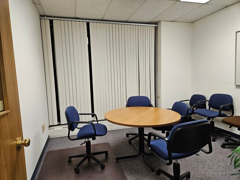 More Photos Of 1258 S Washington Ave, Saginaw Office For Sale