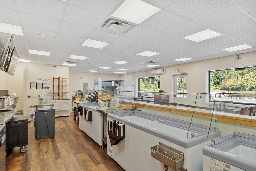 More Photos Of 295 Boston Rd, Billerica General Retail For Sale