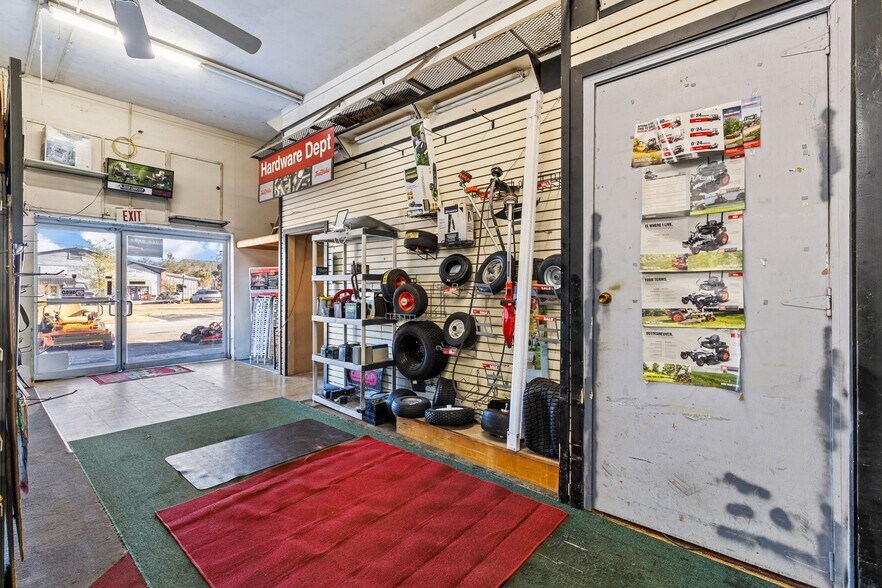 More Photos Of 5 S Main St, High Springs Freestanding For Sale