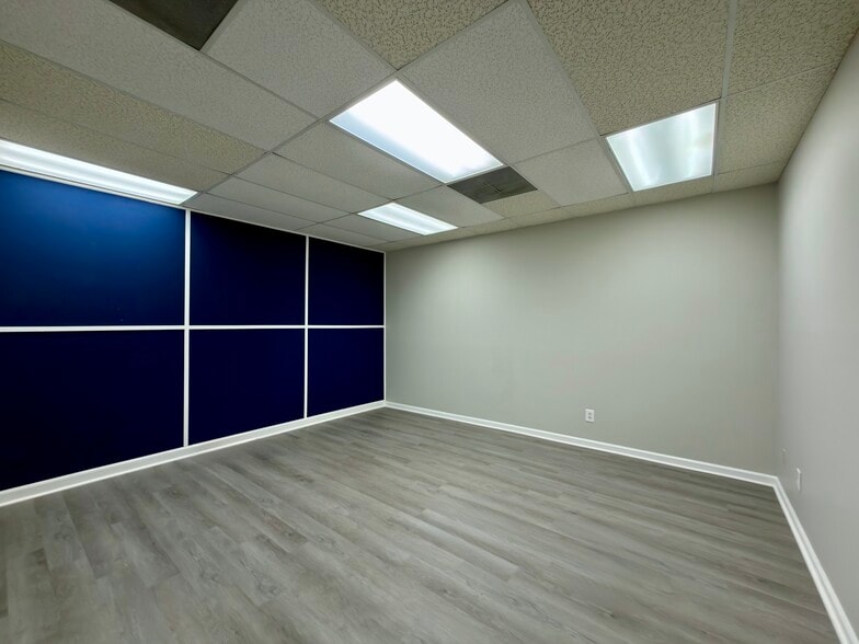 More Photos Of 119 E Union St, Marshville Storefront Retail Office For Lease