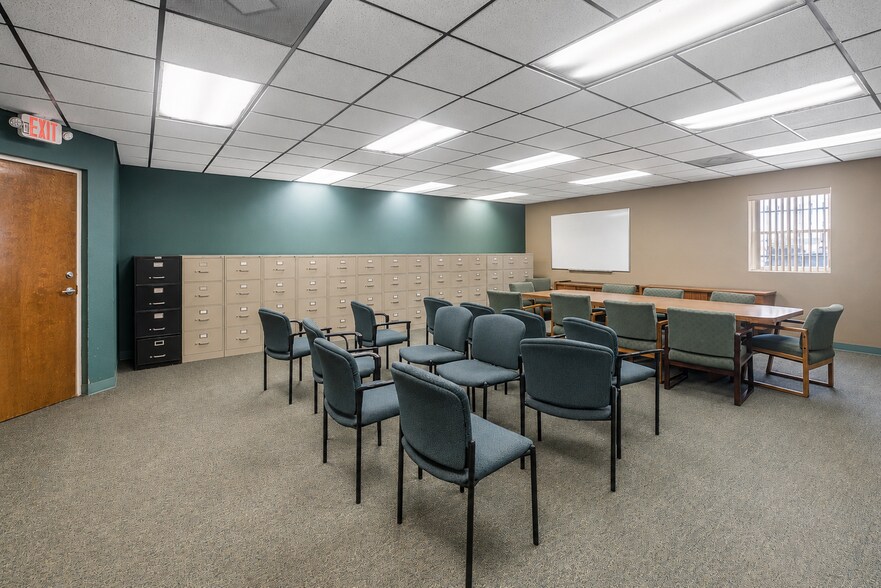 More Photos Of 760 S Stapley Dr, Mesa Office For Sale