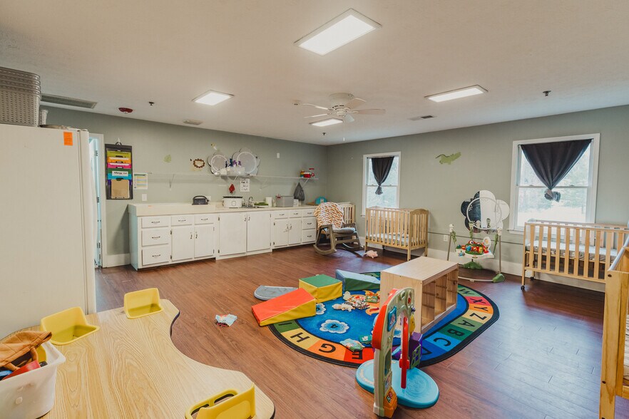 More Photos Of 62 Wax Rd, Silver Creek Daycare Center For Sale