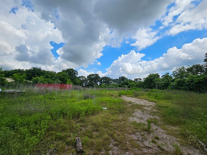 More Photos Of 6007 Van Zandt St, Houston Land For Lease