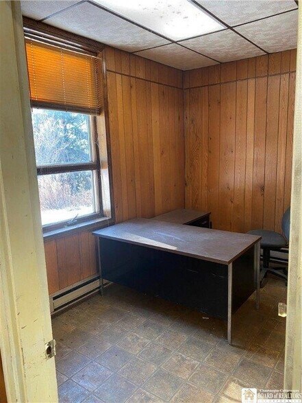 More Photos Of 1341 NY-19, Wellsville Auto Repair For Sale
