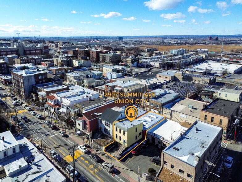 More Photos Of 2907 Summit Ave, Union City Industrial For Sale