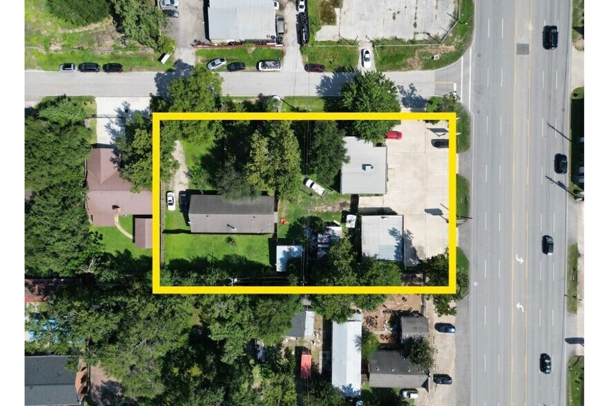 Primary Photo Of 11511 Jones Rd, Houston Freestanding For Sale