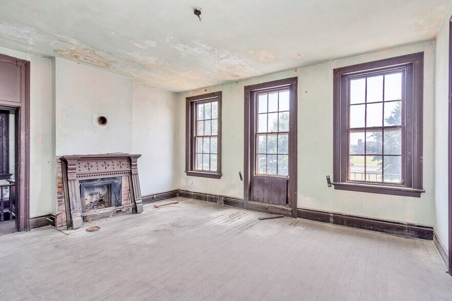More Photos Of 1800-1810 Broad St, Augusta Storefront Retail Office For Sale